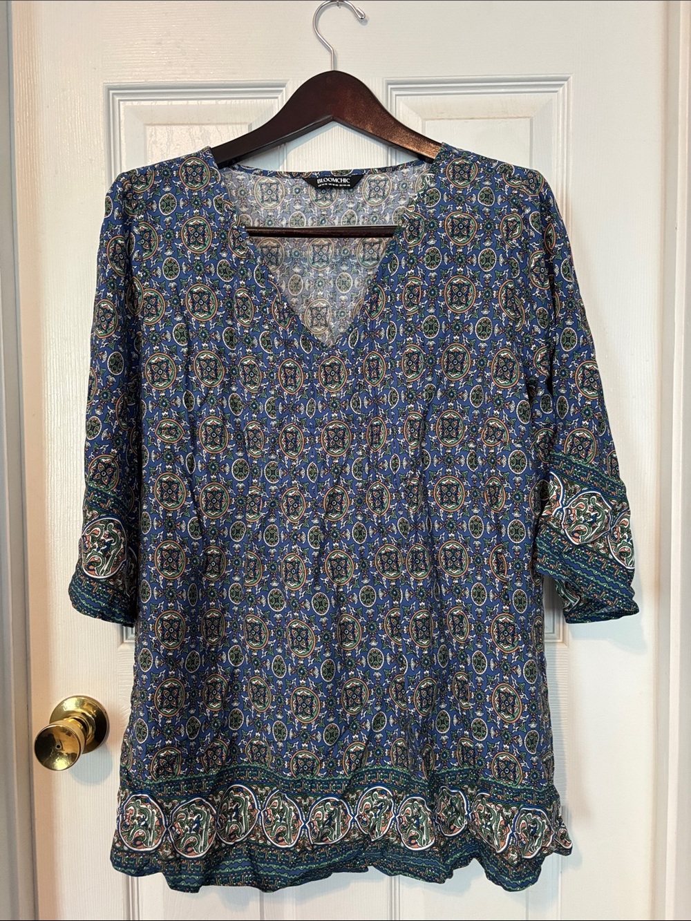 Beautiful Vintage-Inspired Blue Paisley V-Neck loose fit Women's blouse/top